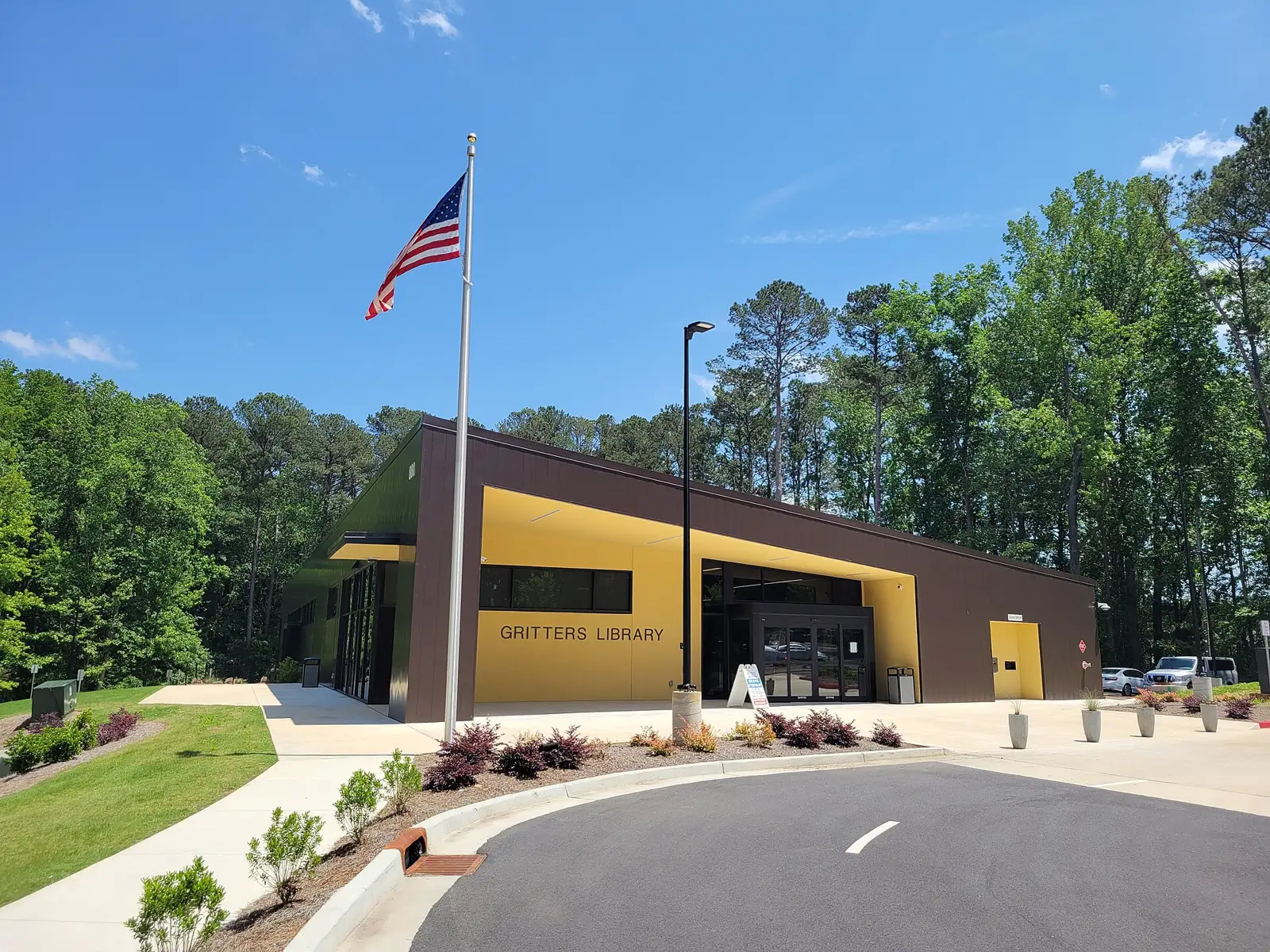 Gritters Library on Shaw Park Road, one of Cobb County's advance voting sites